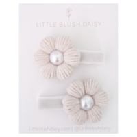 Pearl Puff Daisy Duck Clips